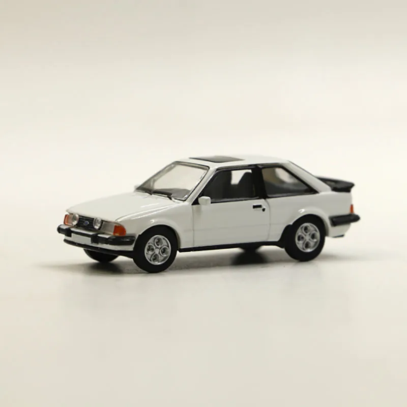 Vintage Collectible Cars - Modèle de voiture en résine Premium