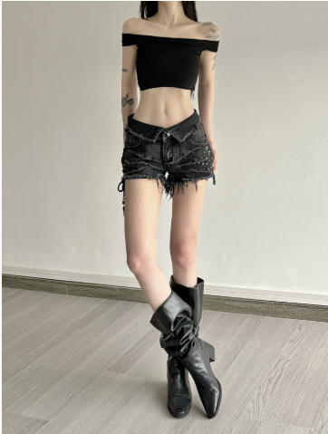 Vintage Collectible Buttons - Shorts en jean cargo noirs pour