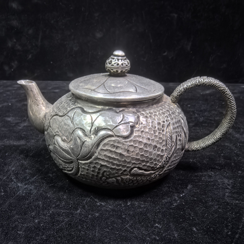 Théière vintage antique en cui - Vintage Collectible Market avis et prix