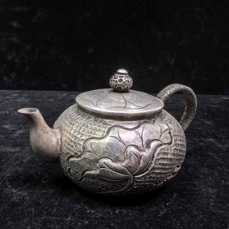 Théière vintage antique en cui - Vintage Collectible Market avis et prix