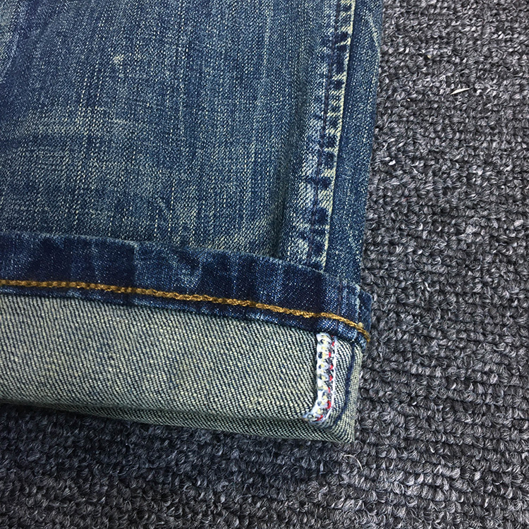 Jeans en denim micro commandés - Levis Jeans 501 avis et prix